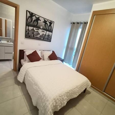 New, Modern, And Cozy 3 Bedroom Apartment. Santa Maria Exteriör bild