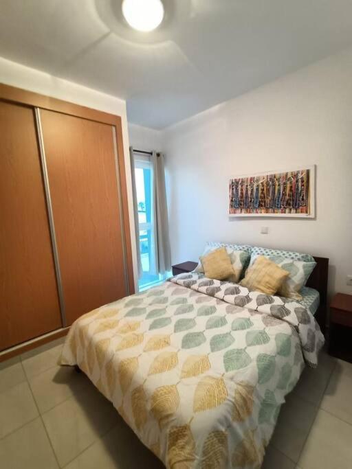 New, Modern, And Cozy 3 Bedroom Apartment. Santa Maria Exteriör bild