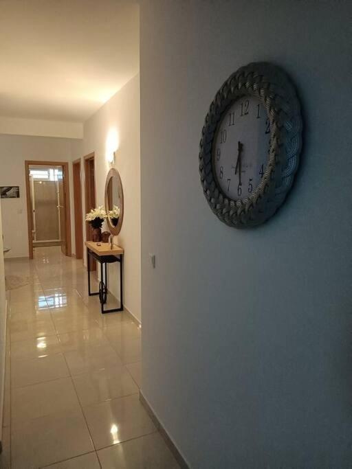New, Modern, And Cozy 3 Bedroom Apartment. Santa Maria Exteriör bild